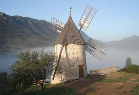 Ecurie De Cucugnan Bed & Breakfast Bagian luar foto