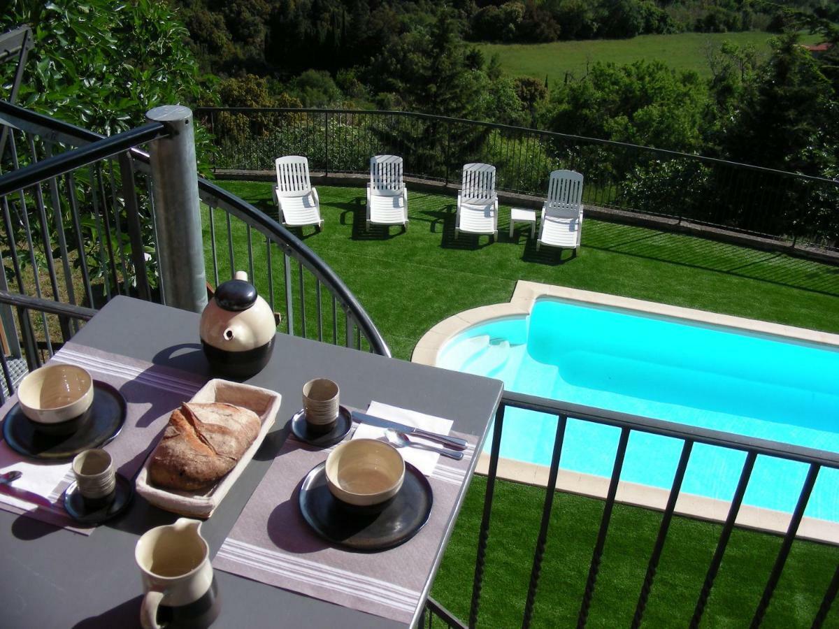 Ecurie De Cucugnan Bed & Breakfast Bagian luar foto